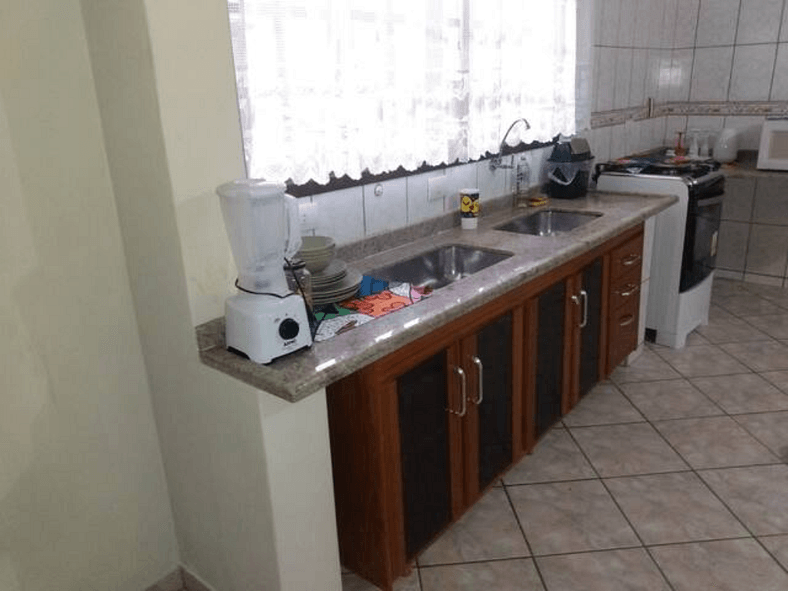 Casa próximo a Rod. Raposo Tavares c/ garagem